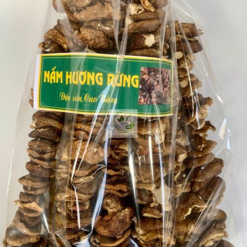 Sản phẩm Nấm hương rừng xiên que khô tại Cao Bằng Green (Caobanggreen.vn)