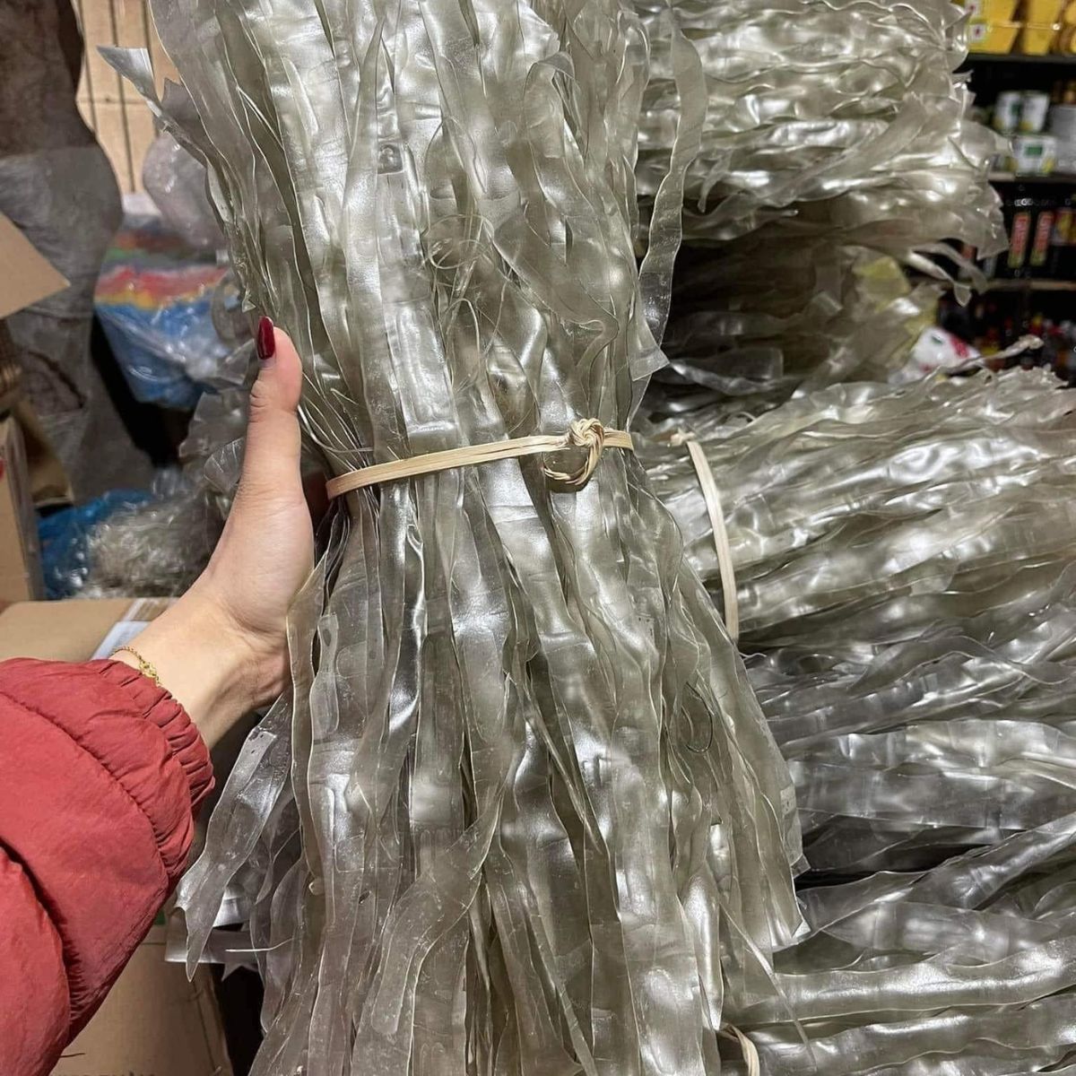 Miến Dong Sợi To Thái Tay Điện Biên - 1 Kg 11 Miến dong sợi to thái tay Mường Phăng Điện Biên - Cao Bằng Green